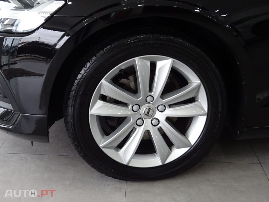 Volvo V60 2.0 D3 Momentum