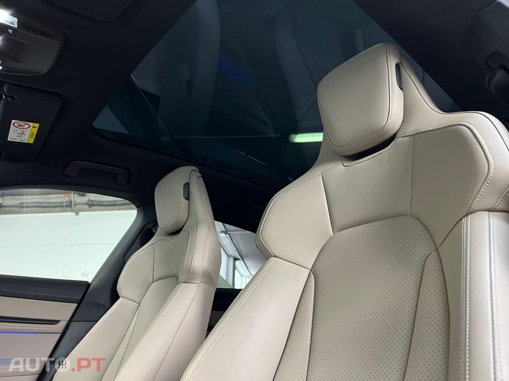 Porsche Taycan 4S