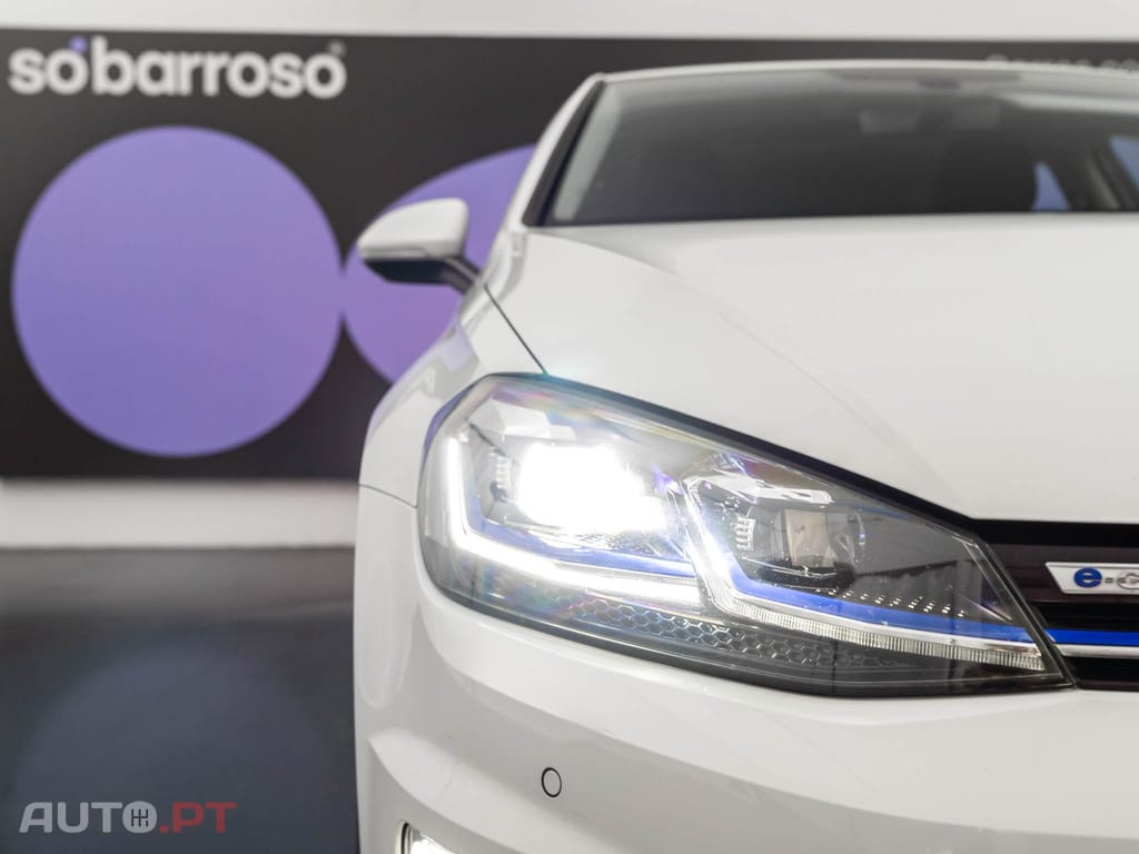 Volkswagen e-Golf AC/DC