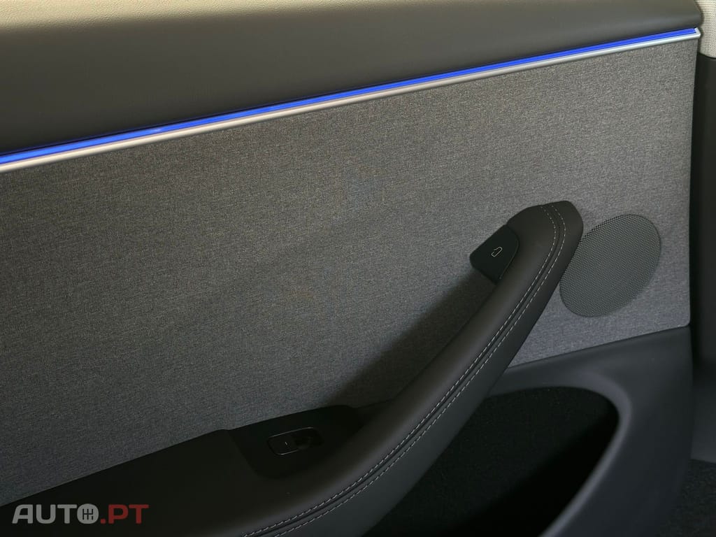 Tesla Model 3 Tração Traseira Premium