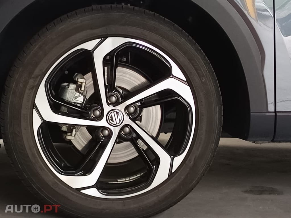 MG EHS 1.5 T-GDI Plug-in Hybrid Luxury