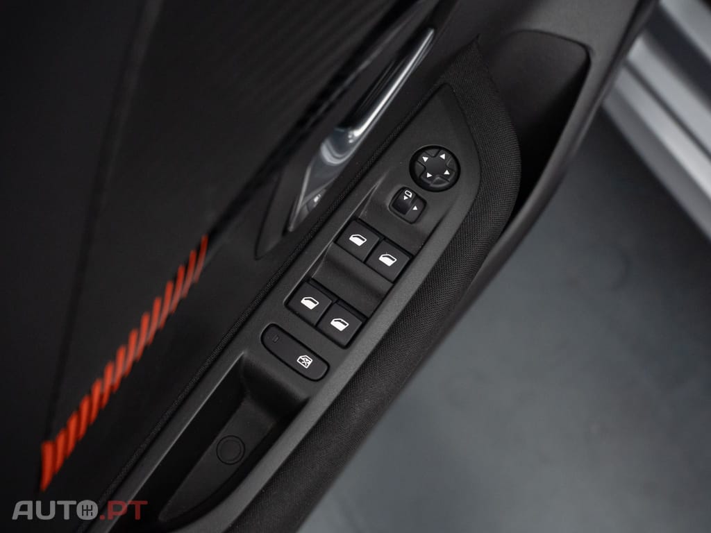 Peugeot E-208 50 kWh Active Pack