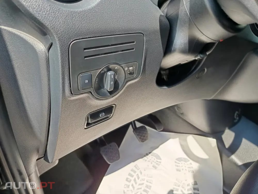 Mercedes-Benz Vito 109 CDi/32 Select