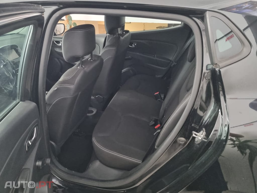 Renault Clio 1.5 dCi Luxe EDC
