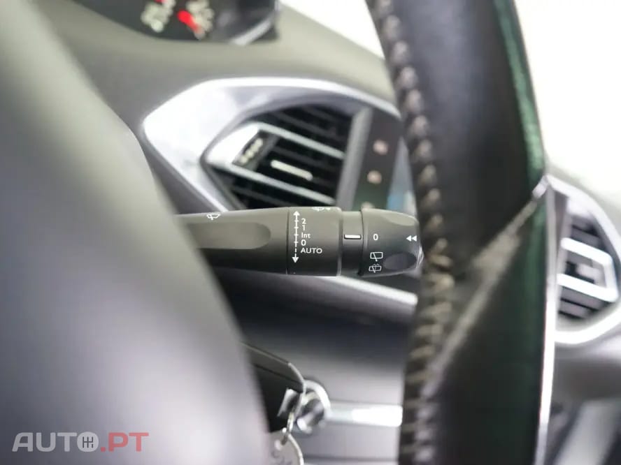 Peugeot 308 SW 1.6 BlueHDi Allure