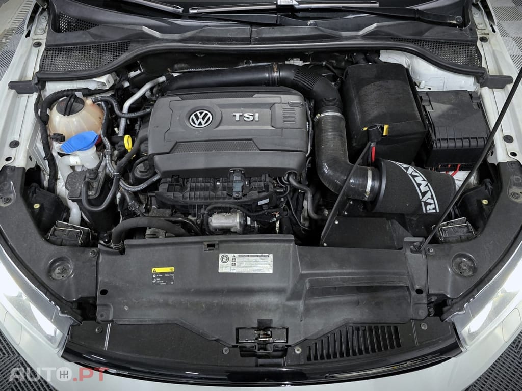 Volkswagen Scirocco 2.0 TSI BlueMotion DSG