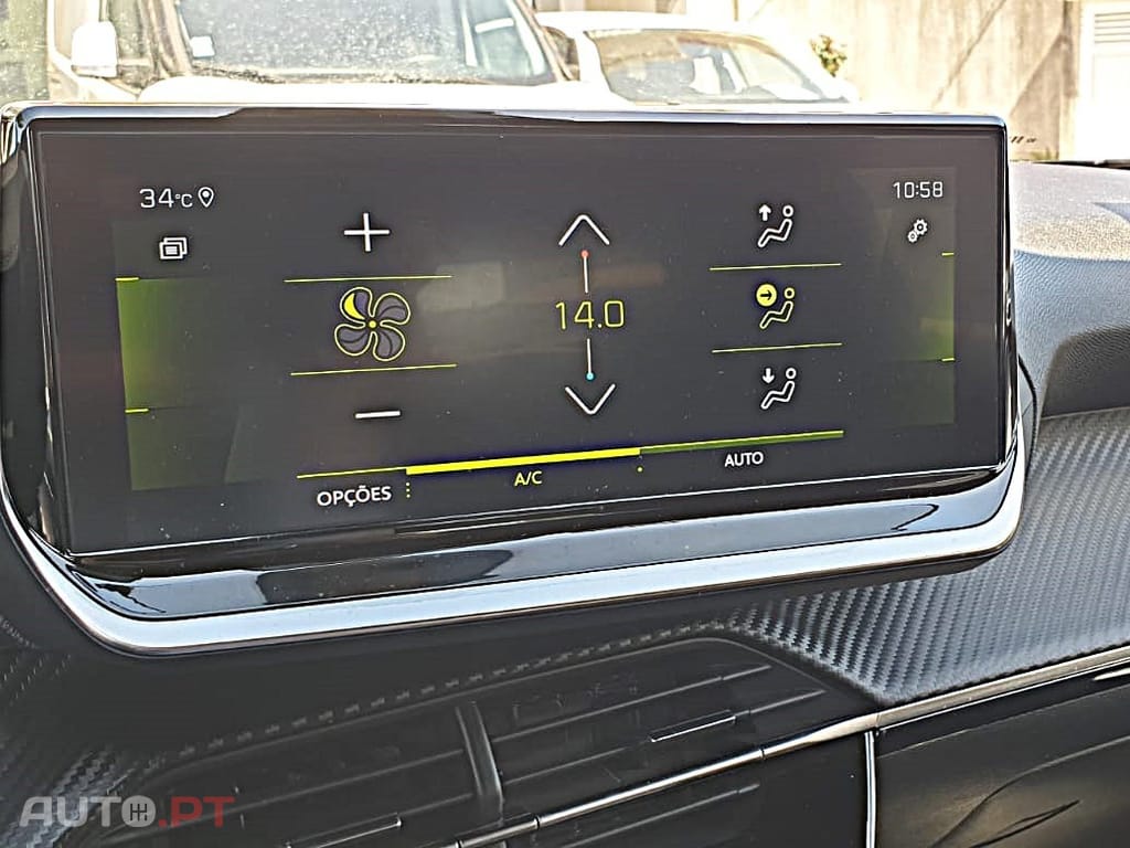 Peugeot 2008 1.2 PureTech Allure Pack EAT8