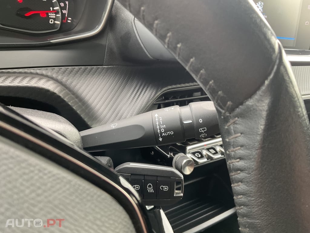 Peugeot 2008 1.2 PureTech Active Pack