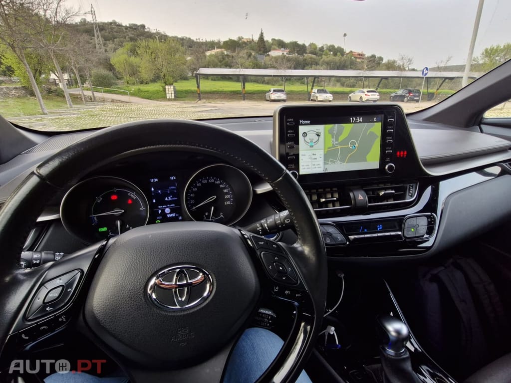 Toyota C-HR 1.8 Hybrid Exclusive + Pack Luxury