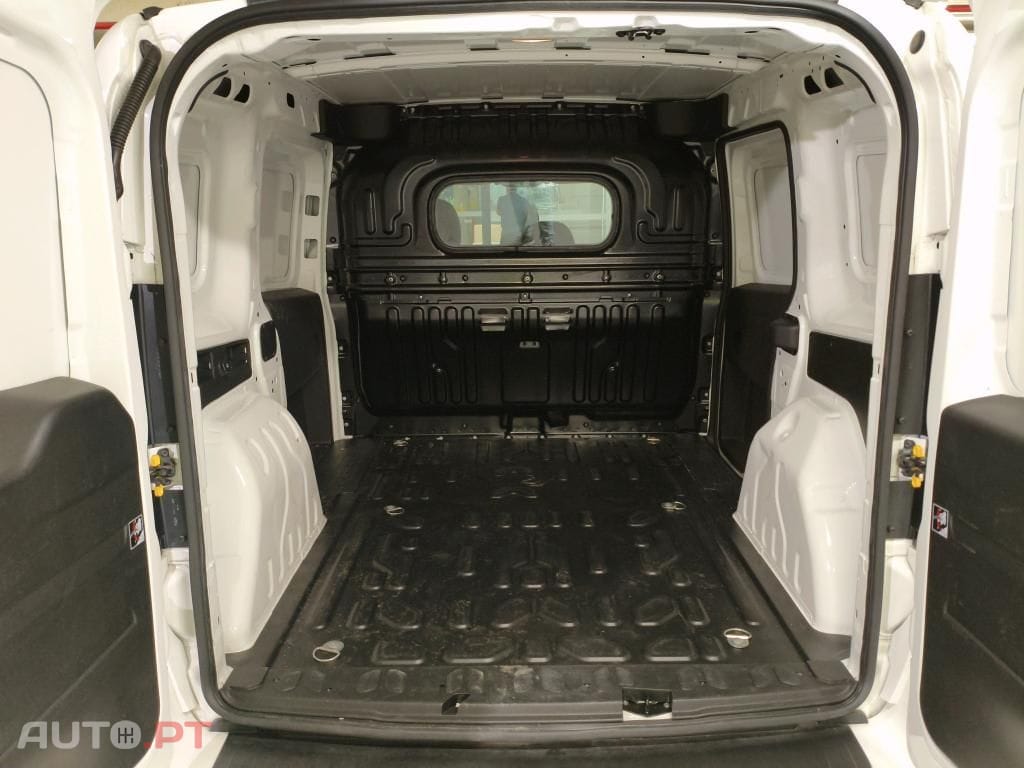 Fiat Doblo DOBLO CARGO 1.6 MJ SX 3L