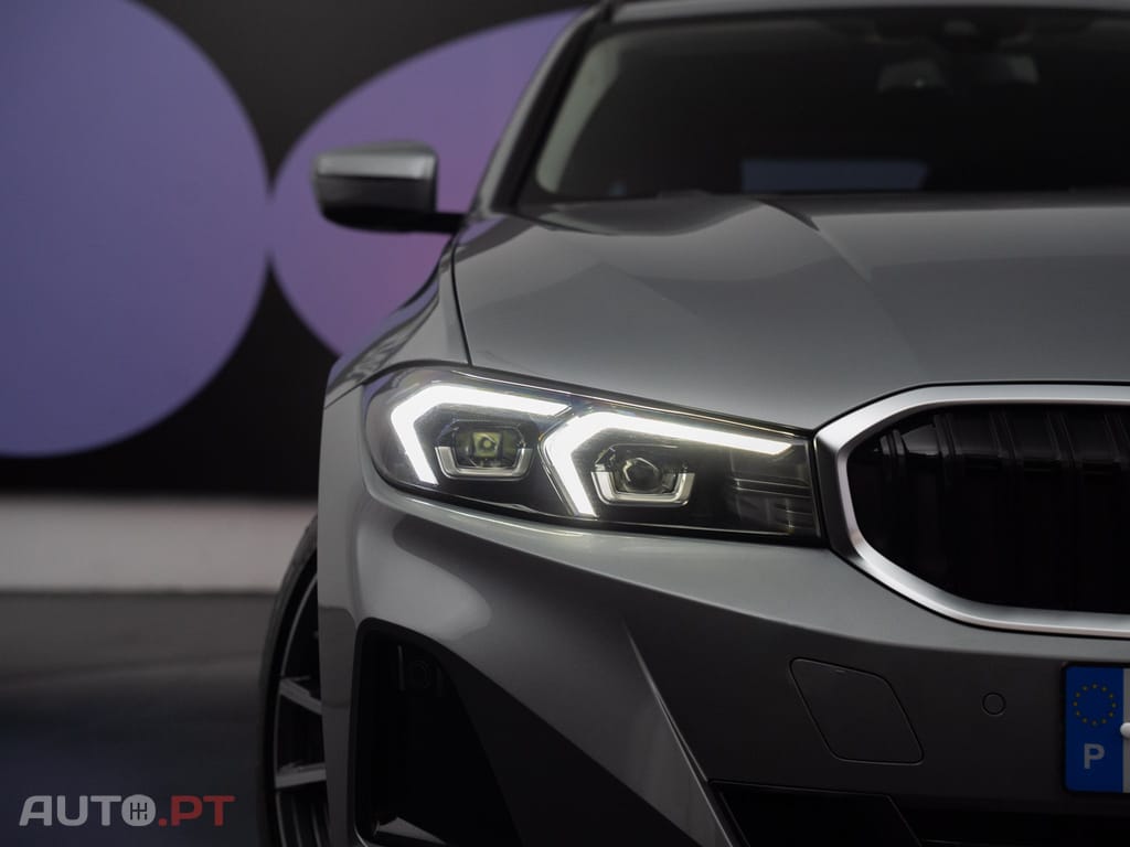 BMW 330 e Auto