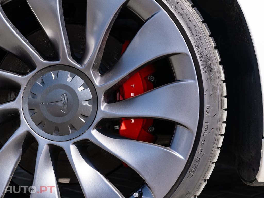 Tesla Model 3 Performance Dual Motor AWD