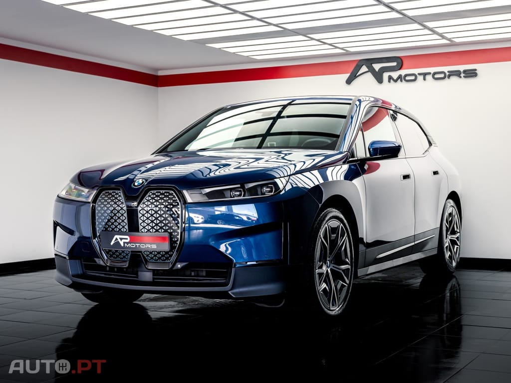 BMW iX xDrive 40