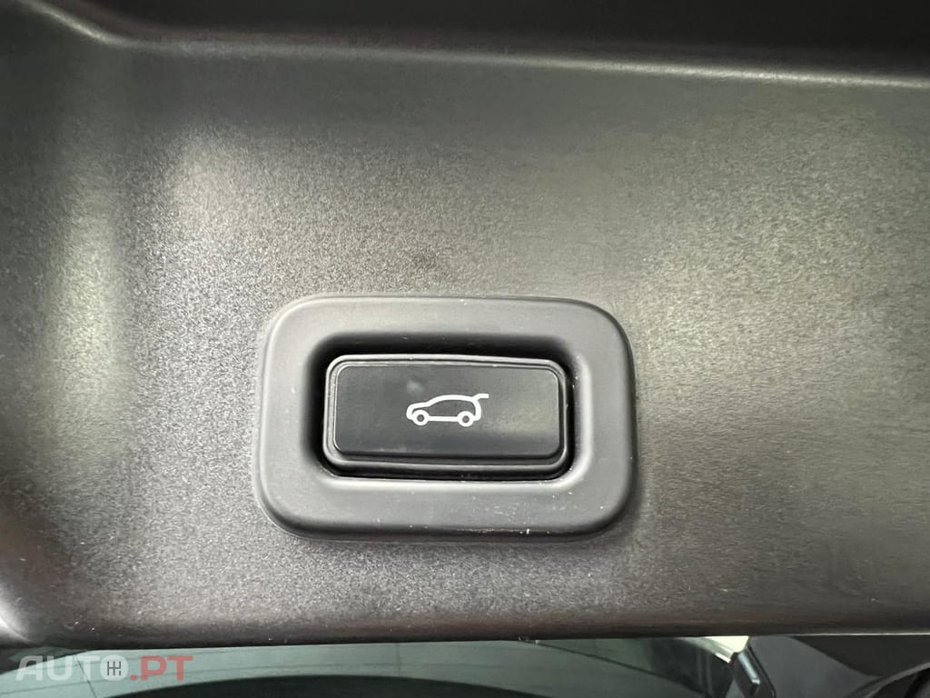 Land Rover Evoque 1.5 I3 PHEV 300 AWD Auto R-Dynamic