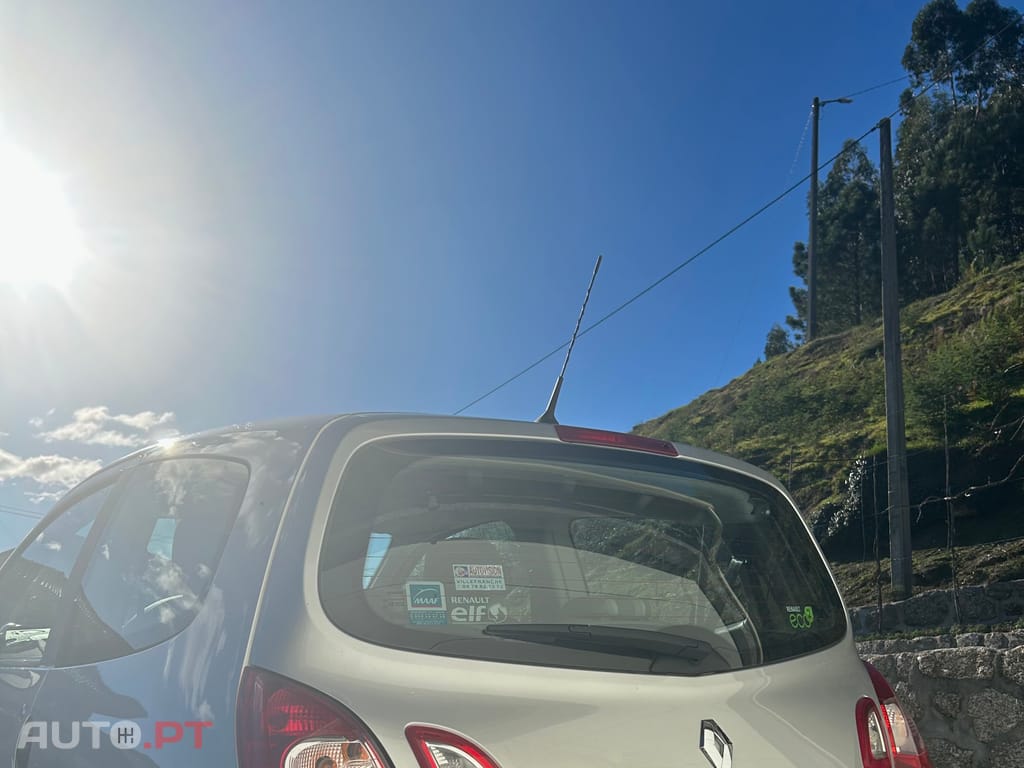 Renault Twingo 1.2 LEV 16V 75