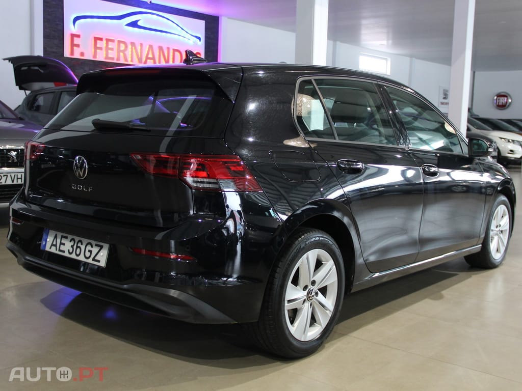 Volkswagen Golf 2.0 TDI Conceptline