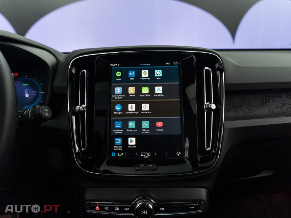 Volvo EX40 82 kWh Single Motor Extended Range Core