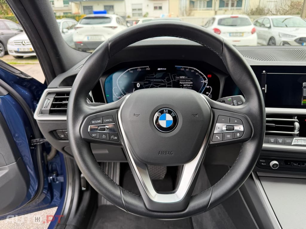 BMW 320 e Line Sport Auto