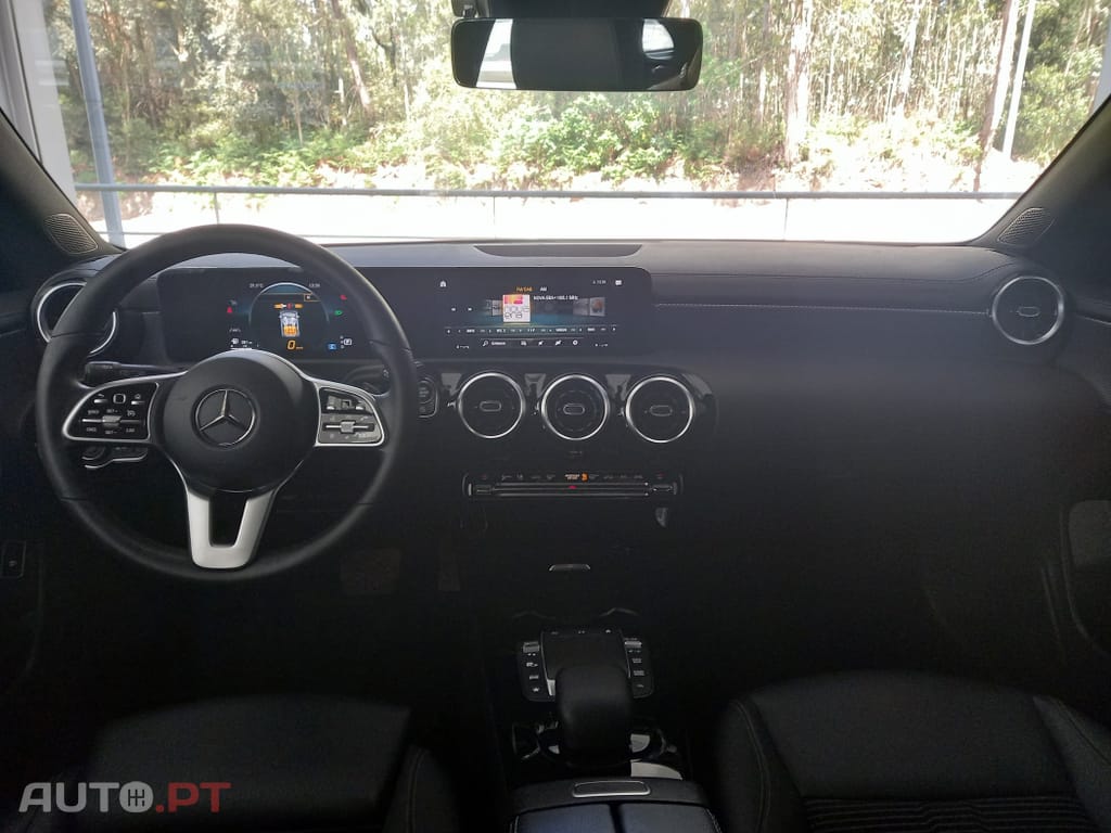 Mercedes-Benz CLA 180 Progressive Line