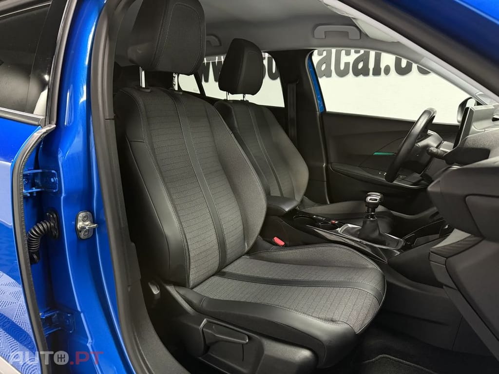 Peugeot 2008 PureTech 100 Stop&Start Allure Pack