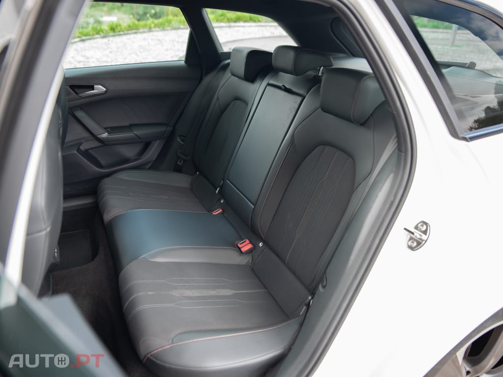 Cupra Leon ST 1.4 e-Hybrid MID DSG