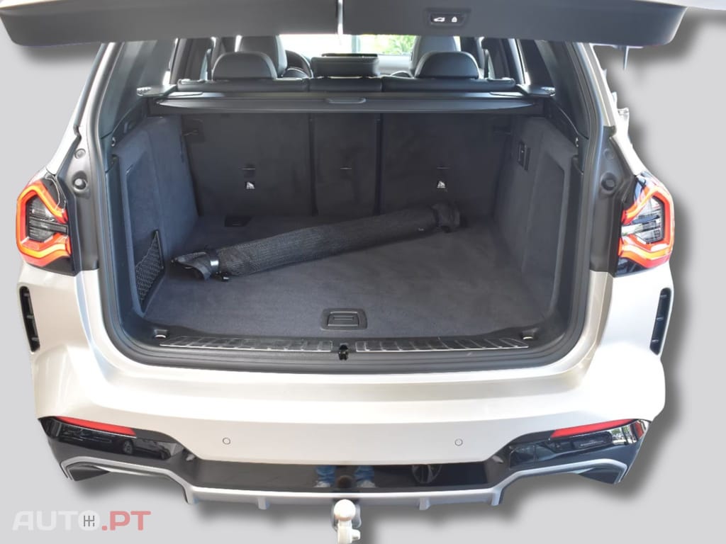 BMW iX3 I.V.A DEDUTIVEL Inspiring 