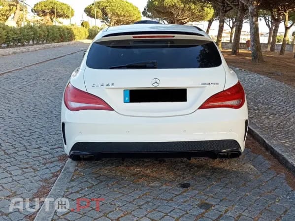 Mercedes-Benz CLA 45 AMG Shooting Brake 4-Matic