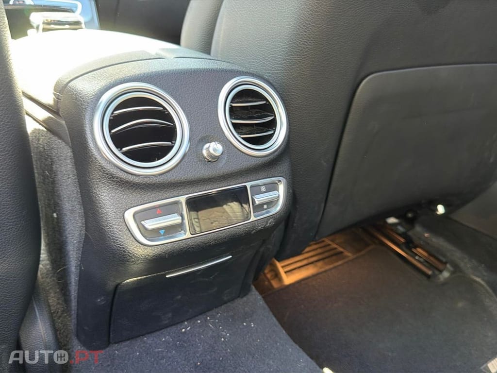 Mercedes-Benz E 300 300 de 9G-TRONIC AMG Line