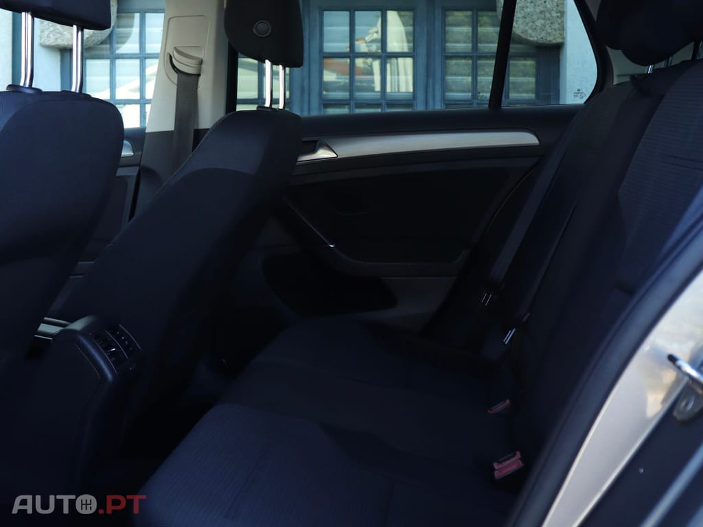 Volkswagen Golf 1.6 TDi BlueMotion Comfortline