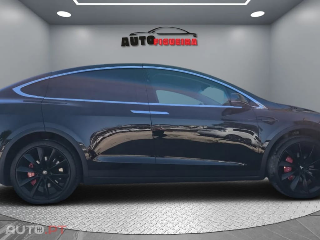 Tesla Model X 100D
