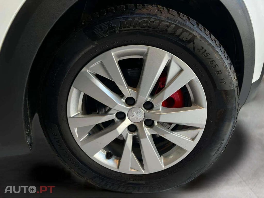 Peugeot 3008 1.2i Executive