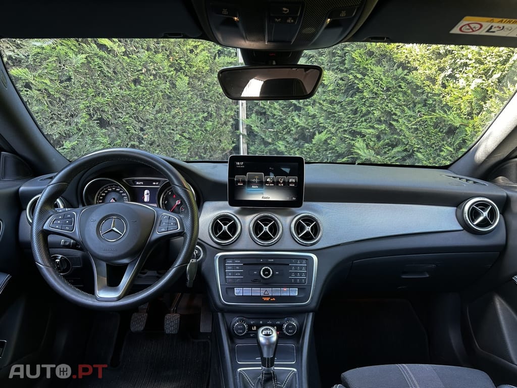 Mercedes-Benz CLA 180 d Shooting Brake AMG Line