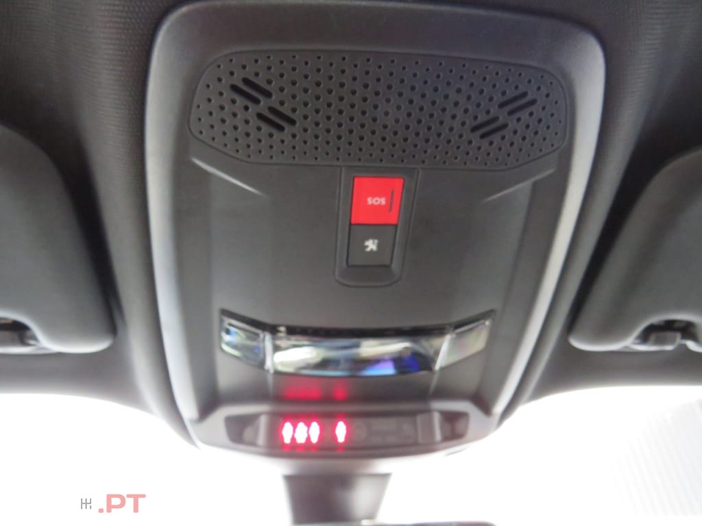 Peugeot 2008 1.5 BlueHDi GT EAT8