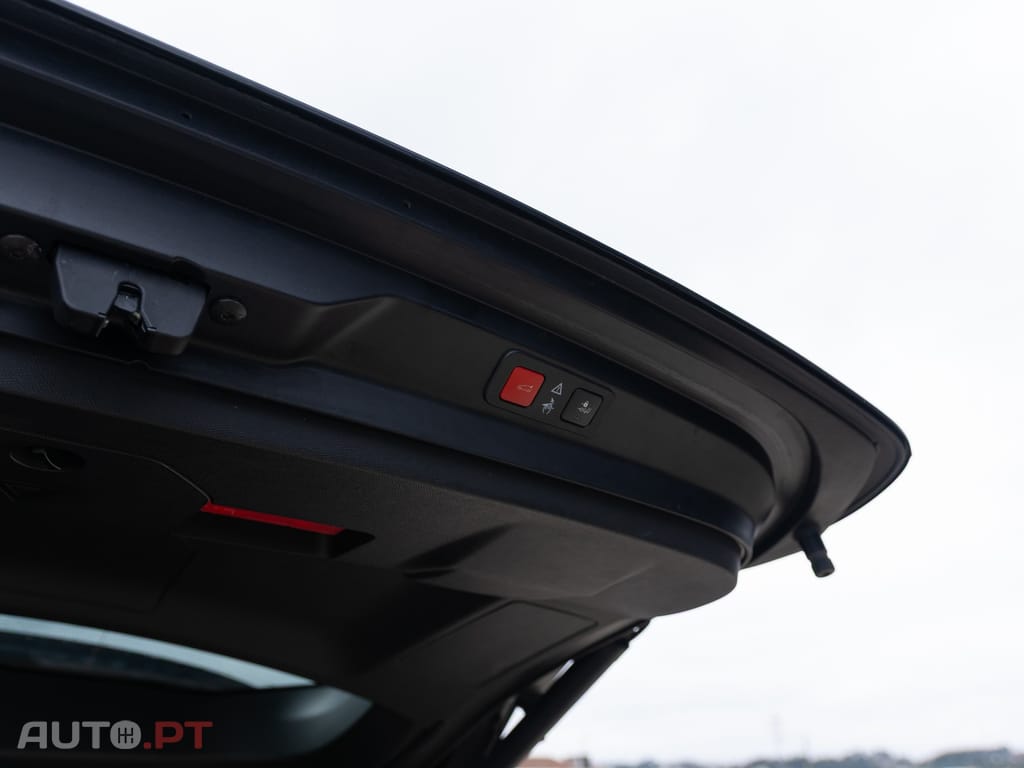 Peugeot 5008 1.5 BlueHDi GT EAT8