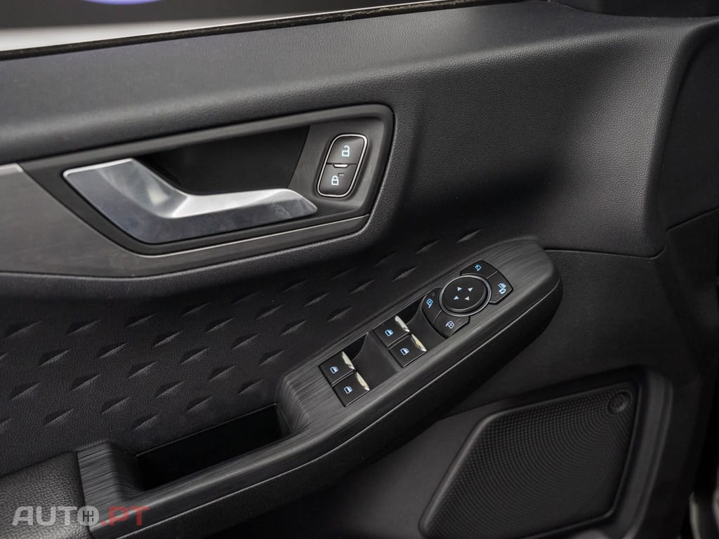 Ford Kuga 2.5 PHEV Titanium