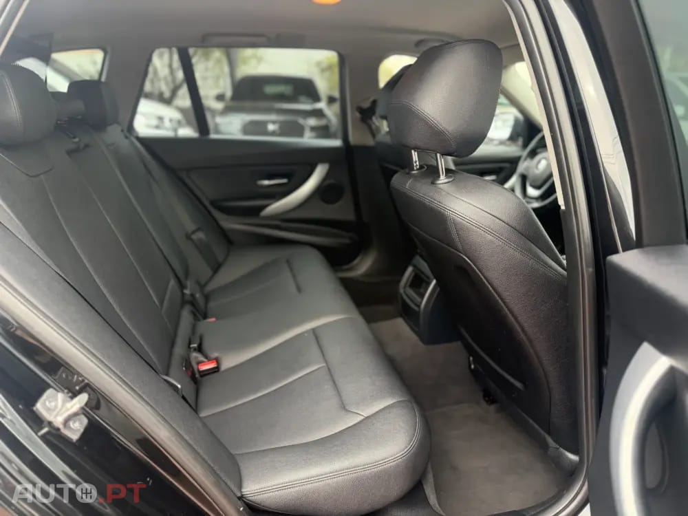 BMW 318 Touring Efficient Dynamics