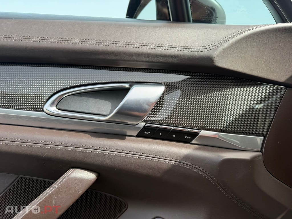Porsche Panamera Turbo PDK