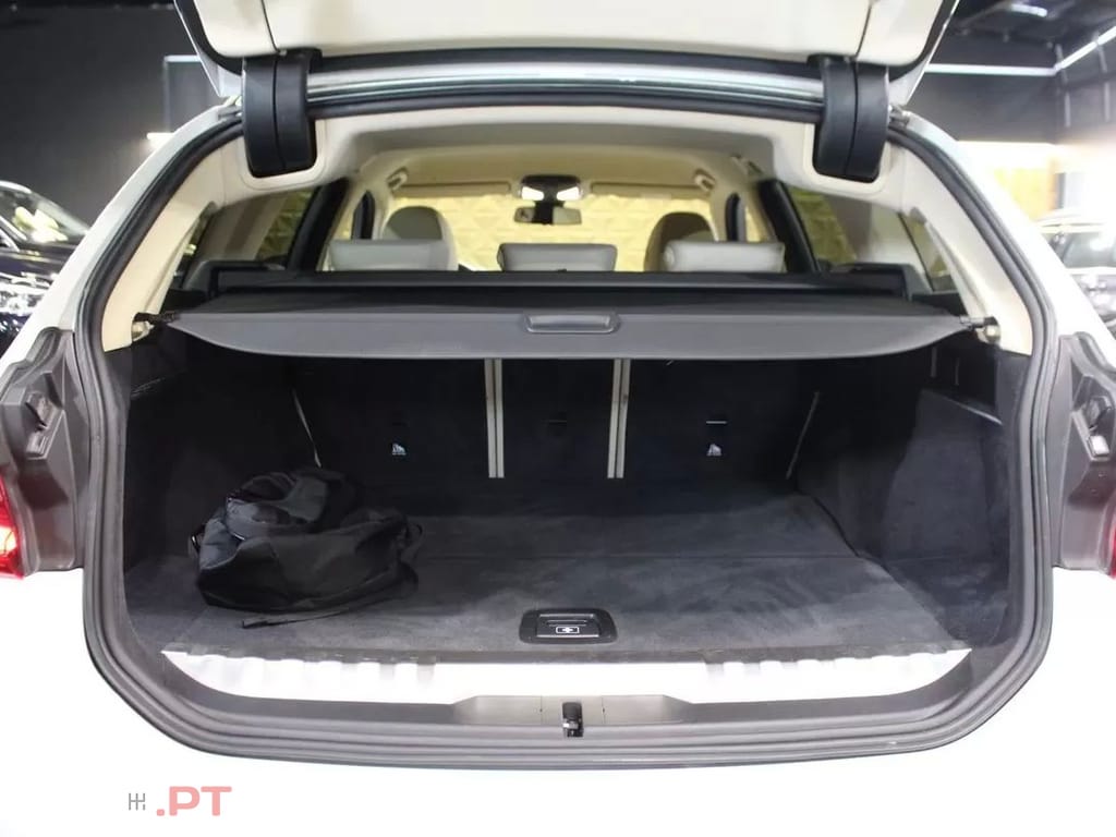BMW 330 e Line Sport Auto