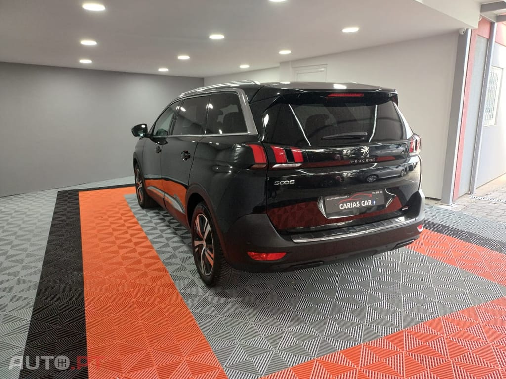 Peugeot 5008 1.5 BlueHDi Allure EAT8