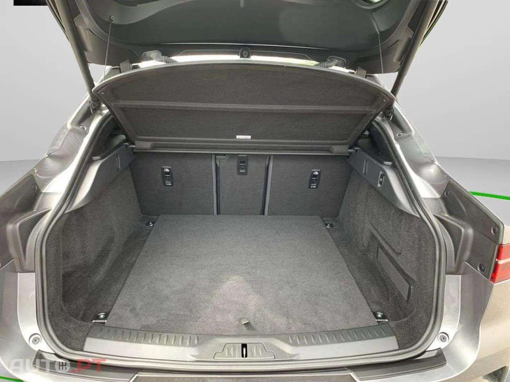 Jaguar I-Pace EV400 S 