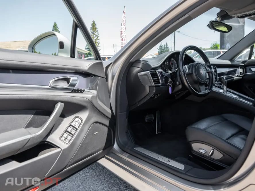 Porsche Panamera S Hybrid