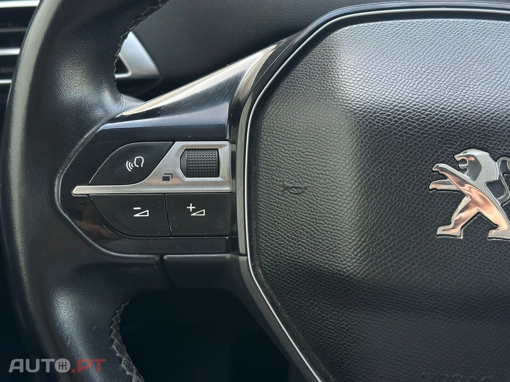 Peugeot 3008 1.5 BlueHDi Allure