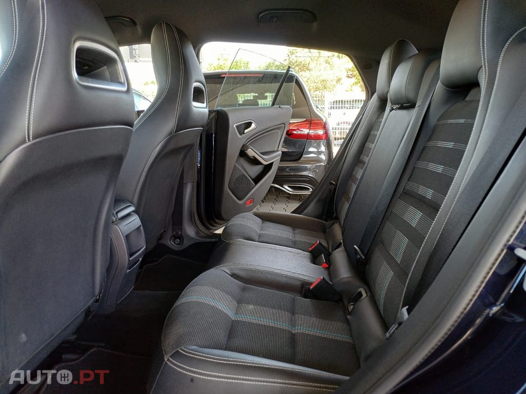 Mercedes-Benz CLA 180 d Urban