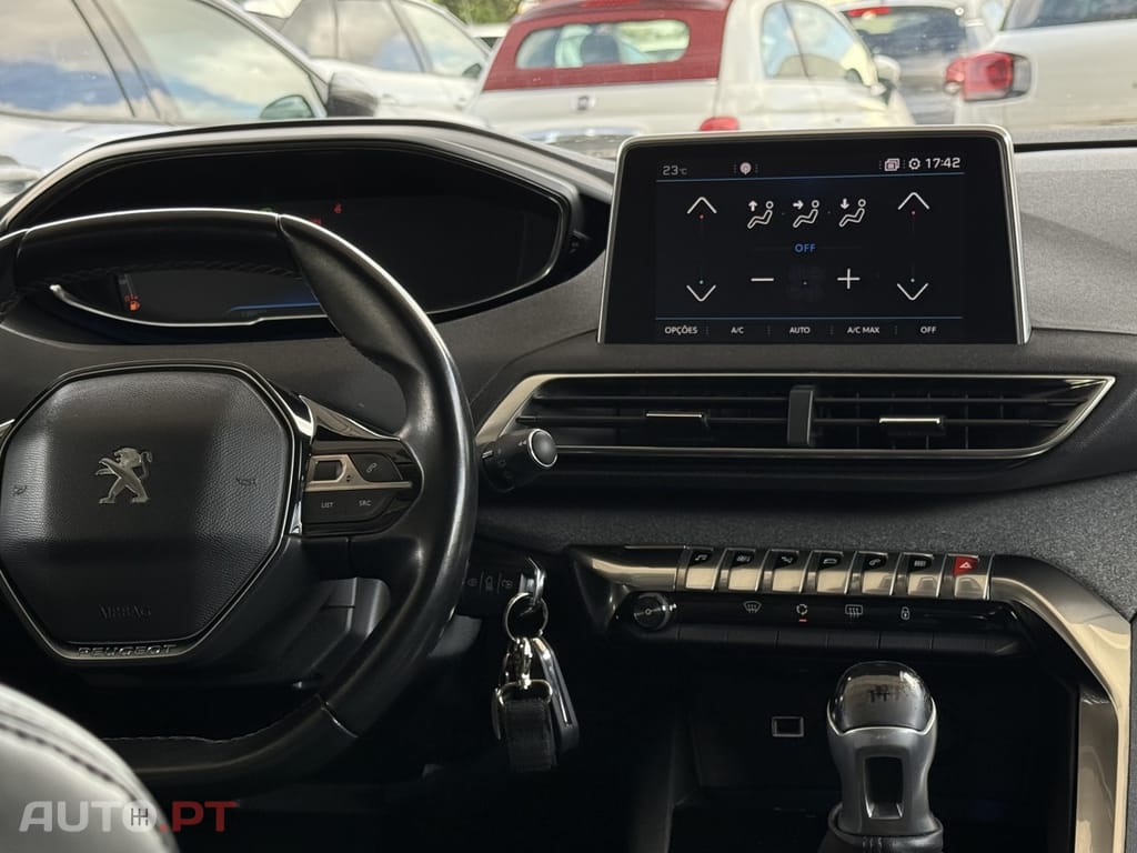 Peugeot 3008 1.2 PureTech Allure