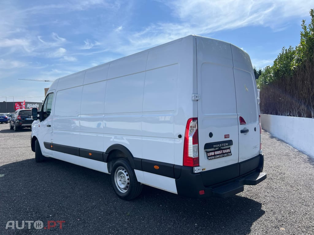 Renault Master 2.3 dCi L4 3.5T CD RD
