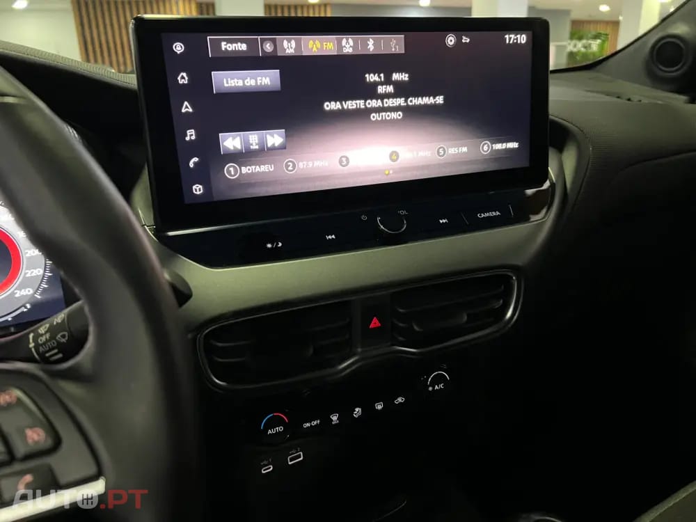 Nissan Juke 1.0 DIG-T N-Connecta NAV. DCT