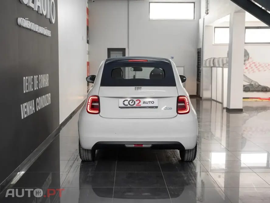 Fiat 500e Standard