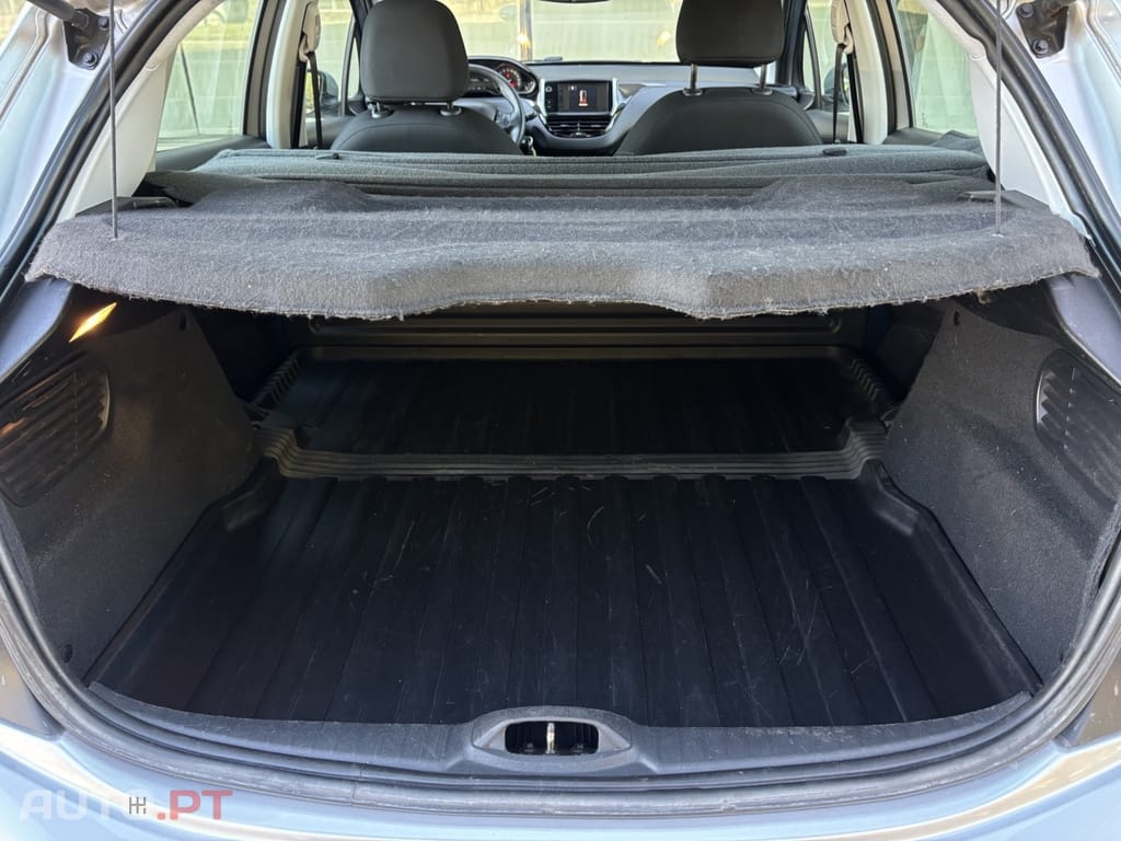 Peugeot 208 1.6 BlueHDi