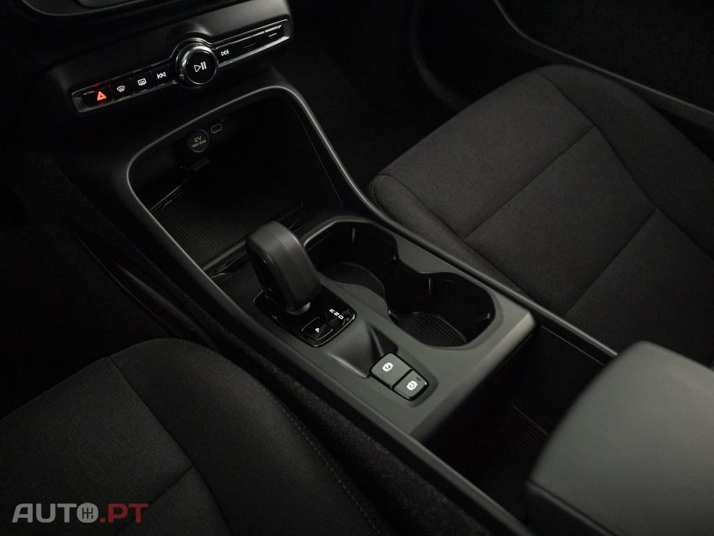Volvo XC40 2.0 B3 Essential