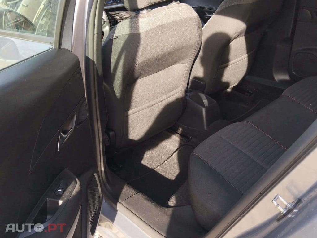 Peugeot 2008 1.5 BlueHDi Active